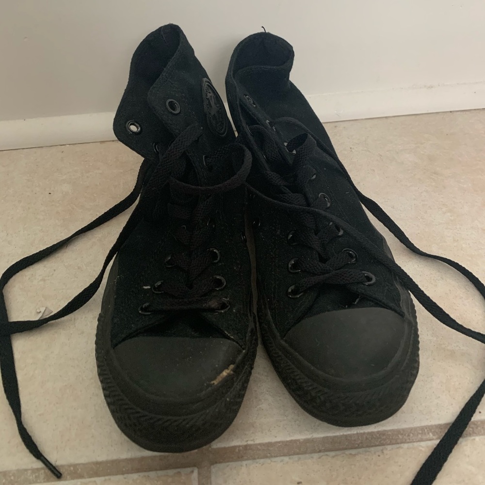 All black converse